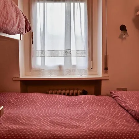 Cozy 2 Bedroom Flat With Beautiful Views * Cortina dʼAmpezzo
